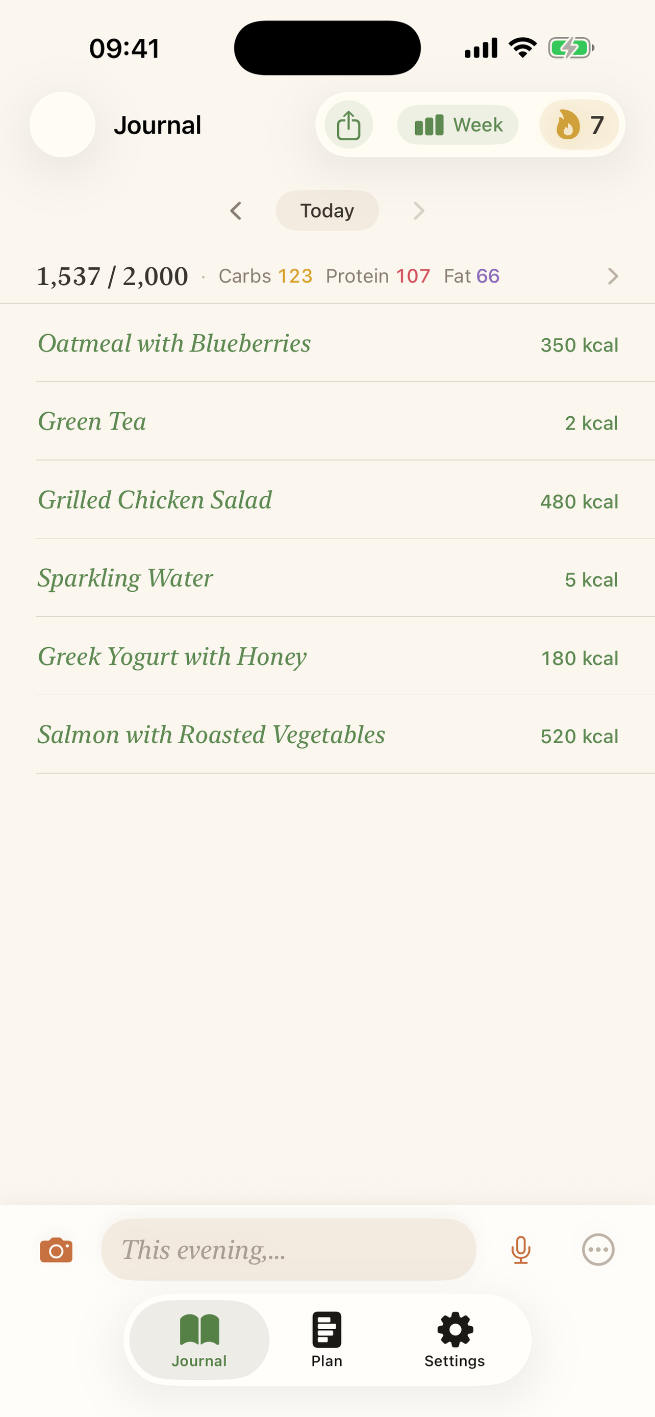 Kalea logging view with an input bar reading 'This evening,…', a camera button and microphone, above an editorial list of logged meals.